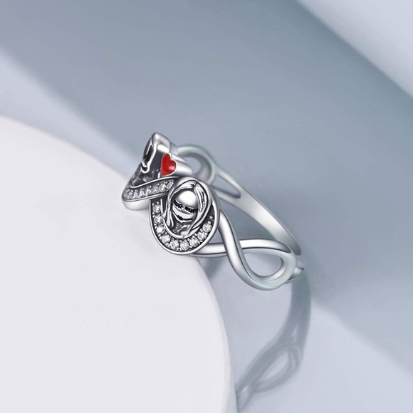 18k Diamond Nightmare Before Christmas Eternity Ring - Picture 2 of 15